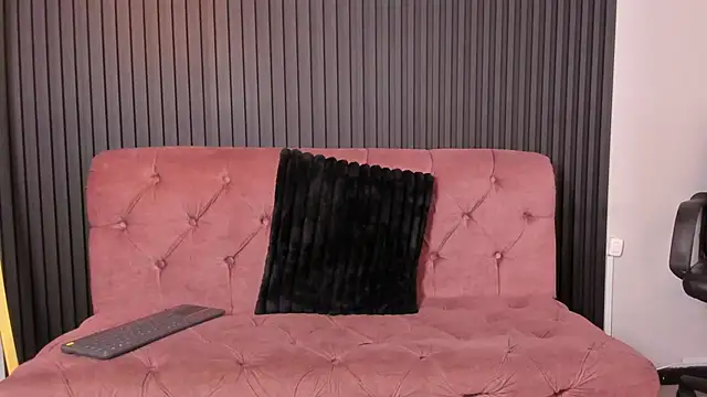 KarolWest  online show from 01/13/26, 11:58