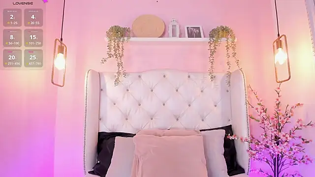 AmberHarpper online show from 06/17/26, 07:35