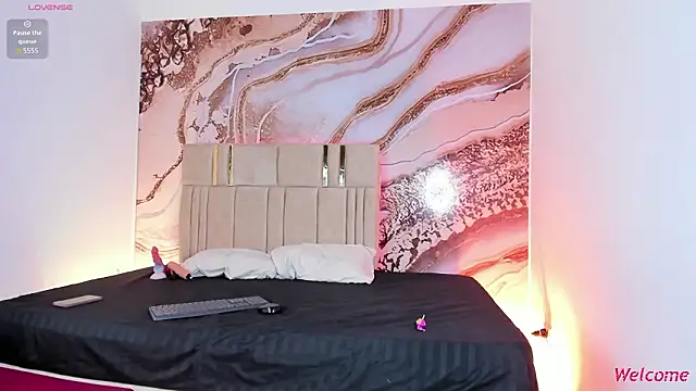 Anthonela art online show from 02/09/26, 02:37