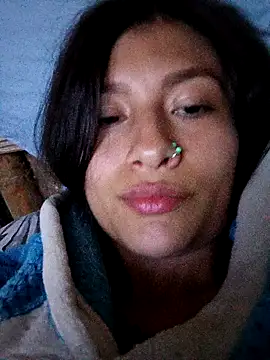 Snapshot of Roslin-nix2 chatting on 11/26/25, 02:22 Roslin-nix2 online show from 11/26/25, 02:22