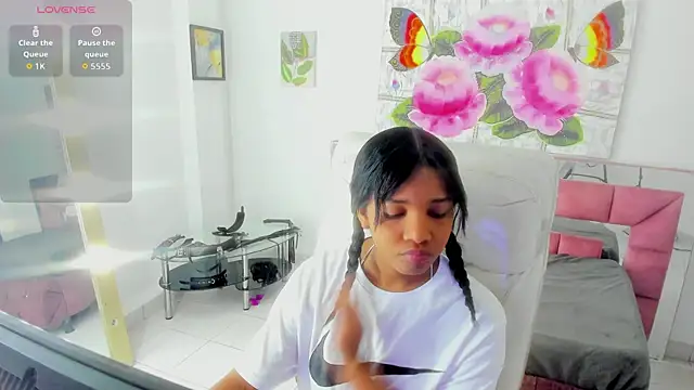 miiyaako ds online show from 12/01/25, 09:48