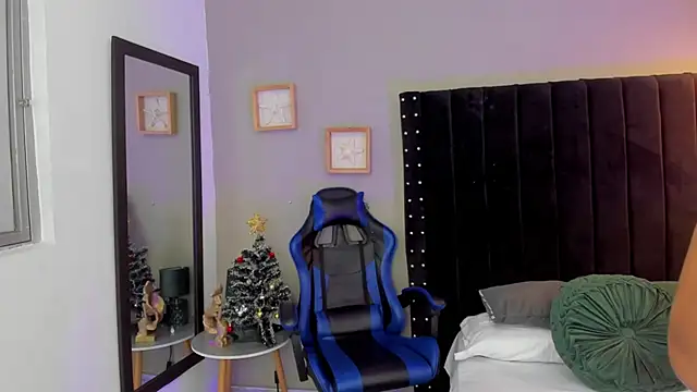 Bryan robayo5 online show from 12/05/25, 11:31