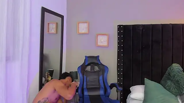 Bryan robayo5 online show from 12/03/25, 11:31