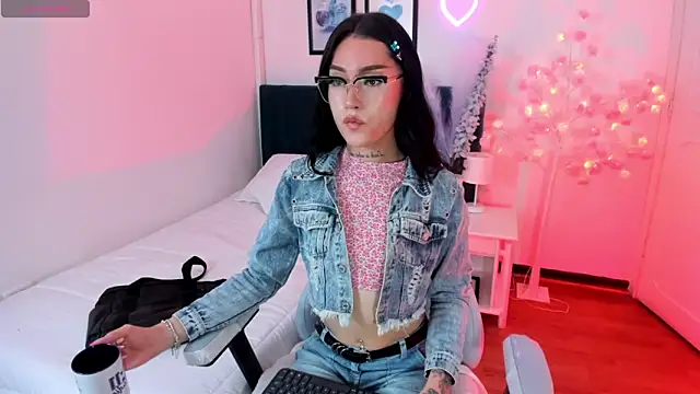 megan rosse11 online show from 11/30/25, 05:19