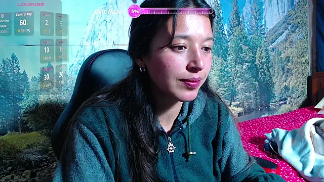 Snapshot of luanablood chatting on 11/30/25, 02:23 luanablood online show from 11/30/25, 02:23