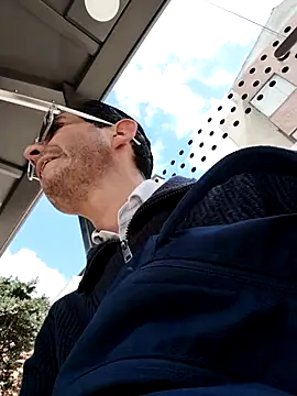 Fuegosutil online show from 12/01/25, 05:47