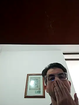 Fuegosutil online show from 01/10/26, 06:36