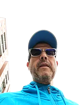 Fuegosutil online show from 12/04/25, 04:17