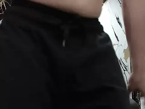 simonm667 online show from 04/01/26, 08:06