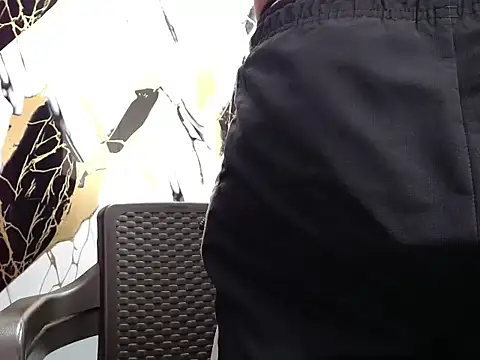 simonm667 online show from 01/14/26, 08:23