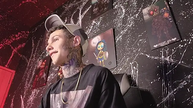 Snapshot of Paulo_527 chatting on 12/14/25, 04:51 Paulo 527 online show from 12/14/25, 04:51