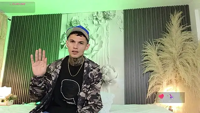 Paulo 527 online show from 03/12/26, 12:20