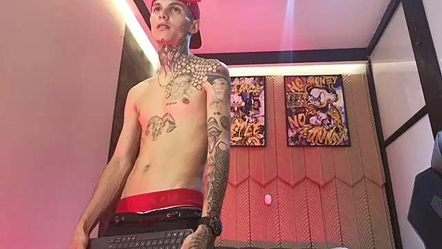 Paulo 527 online show from 02/15/26, 08:41