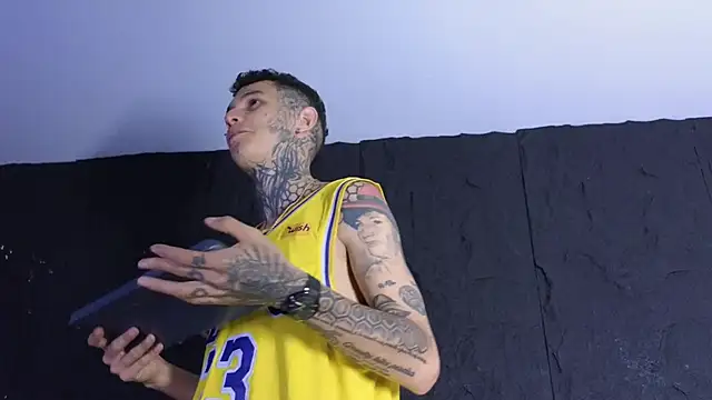 Paulo 527 online show from 01/05/26, 09:07