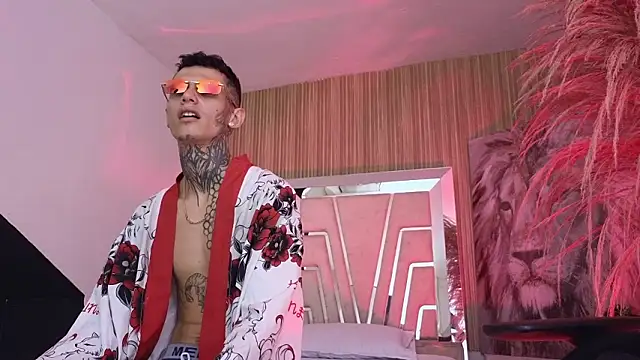 Paulo 527 online show from 03/26/26, 05:17