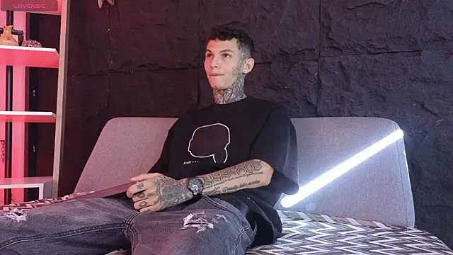 Paulo 527 online show from 02/14/26, 08:53