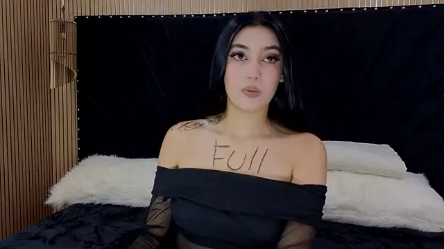 Venus Horney online show from 04/11/26, 02:52