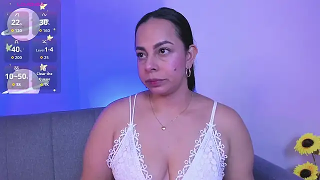 jimena chic1 online show from 02/11/26, 10:20