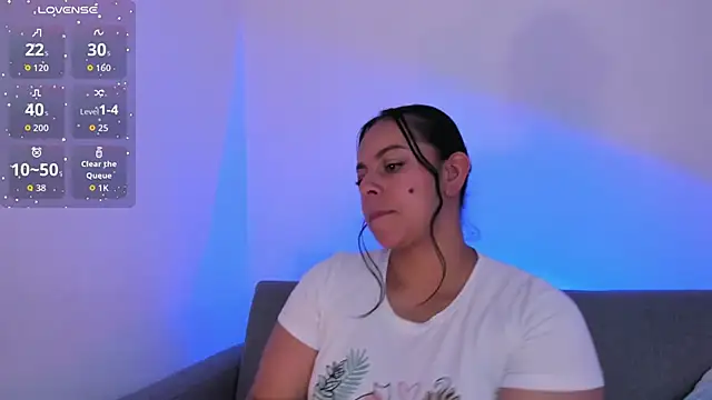 Snapshot of jimena_chic1 chatting on 04/30/26, 08:57 jimena chic1 online show from 04/30/26, 08:57