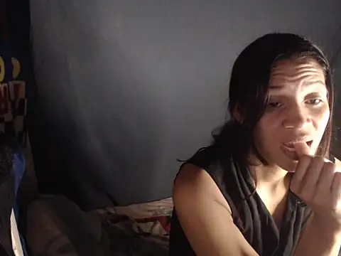 ELIZABET2- online show from 12/01/25, 03:29