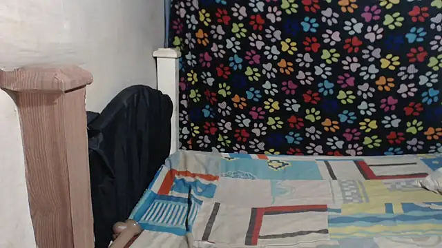 ELIZABET2- online show from 03/17/26, 10:57