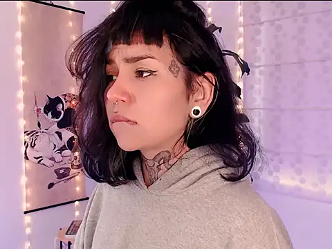 Snapshot of justmartina_ chatting on 02/24/26, 12:17 justmartina online show from 02/24/26, 12:17