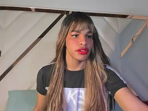 Tiffany Rousse  online show from 11/29/25, 03:28