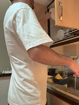 Snapshot of RicoValen chatting on 02/24/26, 01:50 RicoValen online show from 02/24/26, 01:50