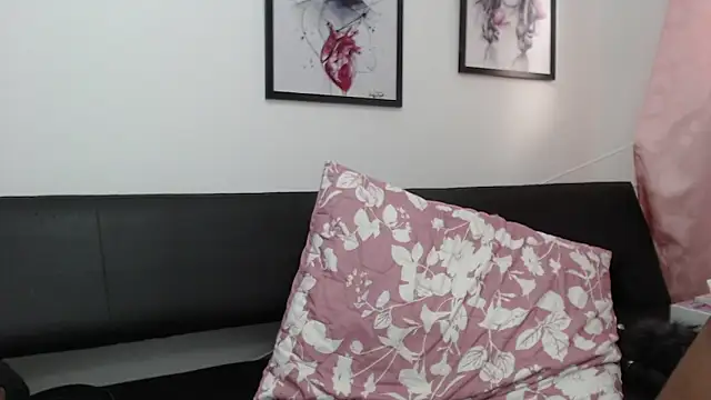 maria victoriaq22 online show from 12/02/25, 08:32