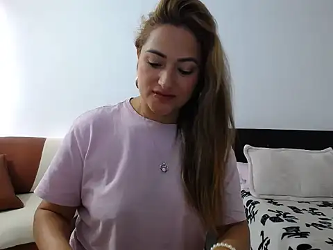 ximenaxcite19 online show from 12/04/25, 01:21