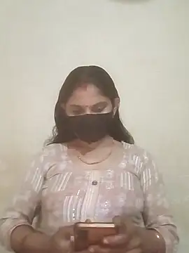 Pooja bhabhi00 online show from 01/06/26, 06:06