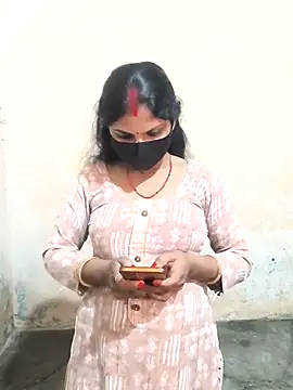 Pooja bhabhi00 online show from 12/17/25, 06:29