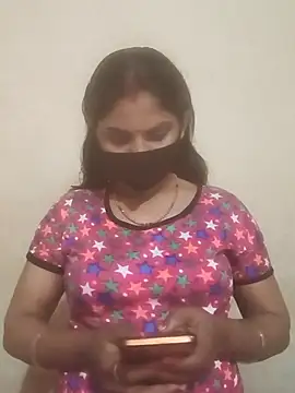 Pooja bhabhi00 online show from 12/20/25, 06:27