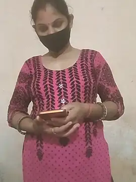 Snapshot of Pooja_bhabhi00 chatting on 11/29/25, 06:46 Pooja bhabhi00 online show from 11/29/25, 06:46