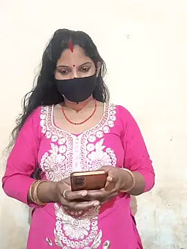 Pooja bhabhi00 online show from 12/14/25, 07:25