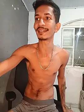 Snapshot of theyllorwillian chatting on 03/24/26, 07:03 theyllorwillian online show from 03/24/26, 07:03