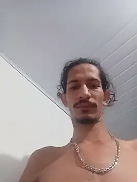 Snapshot of theyllorwillian chatting on 03/06/26, 03:29 theyllorwillian online show from 03/06/26, 03:29