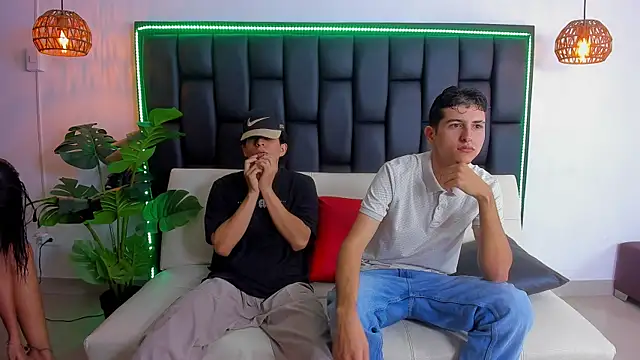 Crazy porkys online show from 12/16/25, 07:40