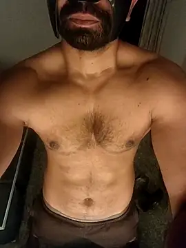 Snapshot of Amit22122 chatting on 03/01/26, 03:06 Amit22122 online show from 03/01/26, 03:06