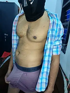 Snapshot of Amit22122 chatting on 01/19/26, 01:09 Amit22122 online show from 01/19/26, 01:09