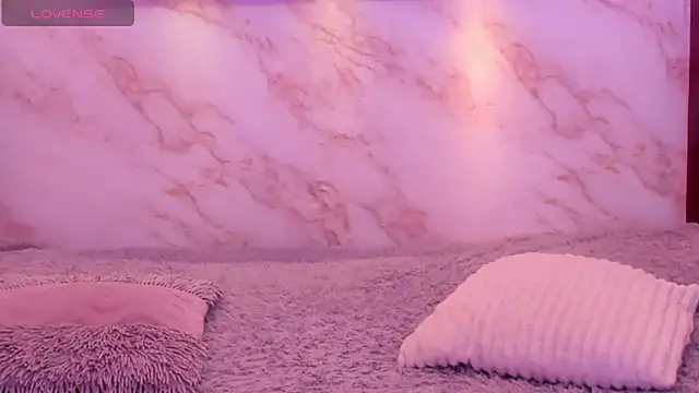 Dakota ferreti  online show from 03/29/26, 09:16