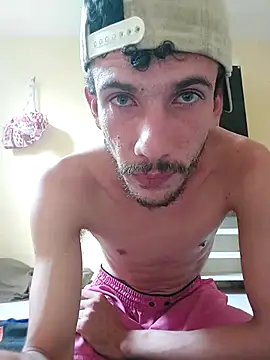 Snapshot of Surf_boy8 chatting on 11/29/25, 07:14 Surf boy8 online show from 11/29/25, 07:14