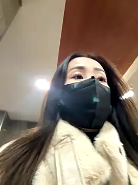 Snapshot of Seven-017 chatting on 12/19/25, 03:10 Seven-017 online show from 12/19/25, 03:10