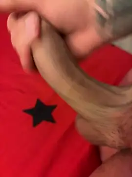 Snapshot of Emir4215 chatting on 02/06/26, 01:29 Emir4215 online show from 02/06/26, 01:29