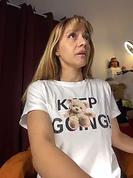   PrettyWoman   online show from 11/28/25, 12:11