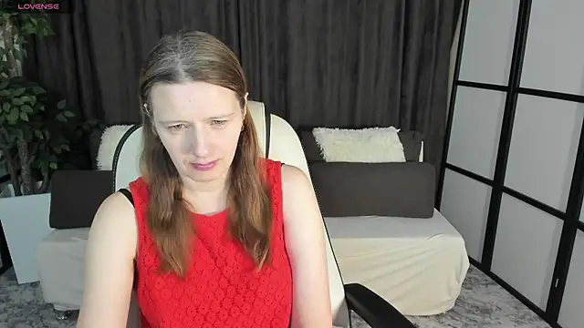 KathrineMeyer online show from 12/21/25, 02:24