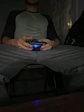 Snapshot of Montana-13 chatting on 02/08/26, 07:50 Montana-13 online show from 02/08/26, 07:50