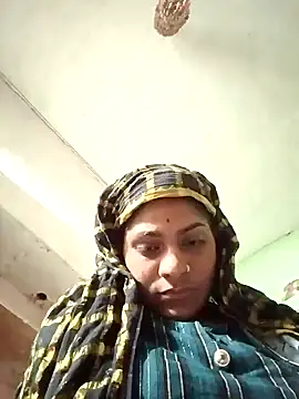 Snapshot of Janki_cute chatting on 01/09/26, 04:47 Janki cute online show from 01/09/26, 04:47