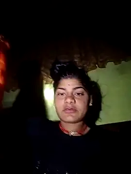 Snapshot of Janki_cute chatting on 02/04/26, 11:44 Janki cute online show from 02/04/26, 11:44