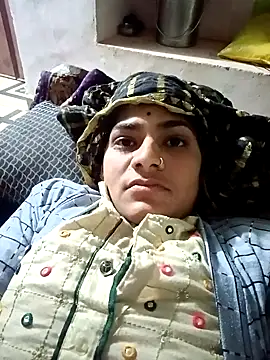 Snapshot of Janki_cute chatting on 02/11/26, 04:29 Janki cute online show from 02/11/26, 04:29